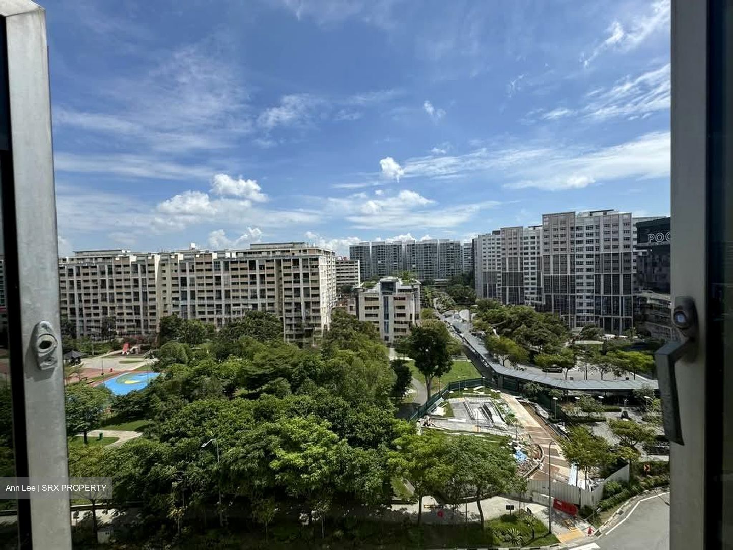 Blk 856E Tampines Street 82 (Tampines), HDB Executive #547865381